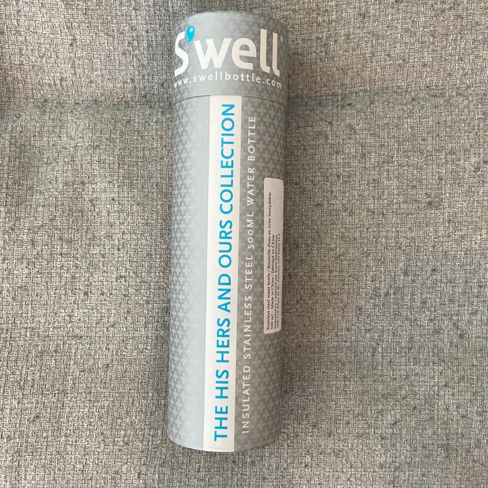 New! S’well water bottle - Hers ❤️